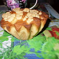 Babeczki drożdżowe pszenno-żytnie z jabłkowym nadzieniem