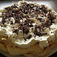 Tort Bezowy Biała Pavlova