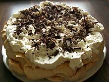 Fot. Anovi, Tort Bezowy Biała Pavlova