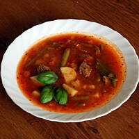 Zupa gulaszowa pikantna i zdrowa