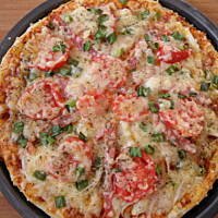 Pizza na spodzie z dodatkiem kaszy mannej