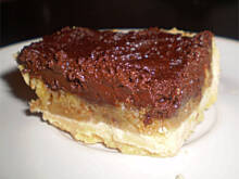 Fot. Kas75, Tarta czekoladowa z orzechowym toffi – Rachel Allen