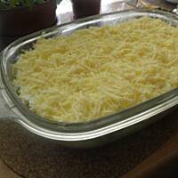 Zapiekanka ziemniaczana z wątróbką drobiową.