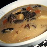 Zupa grzybowa zabielana