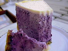 Fot. Krystyna911, Intensywnie jagodowy sernik, z białą czekoladą