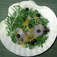 Sledzie marynowane z  jalowcem i rozmarynem