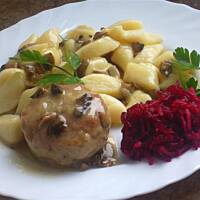 Klopsy wieprzowe w sosie pieczarkowym