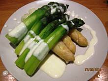 Fot. ciapeczka, Szparagi w kremowym sosie maślanym