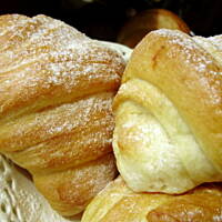 Rogaliki wielowarstwowe (drożdżowe)