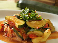 Fot. smakosia, leczo z cukini