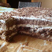 Biszkoptowo-orzechowe z masą śmietanową