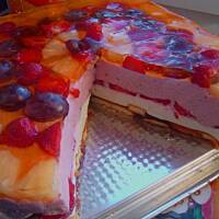 Sernik na zimno z owocami