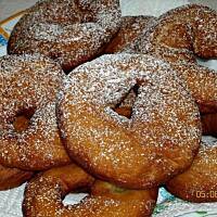 Smażone oponki (włoskie ciambelle)