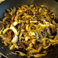 makaron z pieczarkami wg Anes