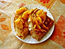 Fot. Luelle, Naleśniki w sosie miodowo-pomarańczowym