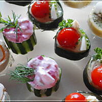 Alll Ogórek z sałatką śledziową i buraczkami