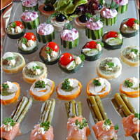 Alll Ogórek z sałatką śledziową i buraczkami