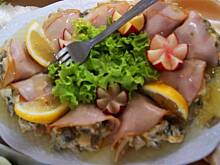 Fot. niebieska-różyczka, Ruloniki z sałatką pieczarkową w galarecie