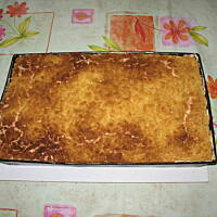 Sernik z brzoskwiniami