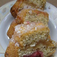 Ciasto z owocami np. truskawkami jabłkami itp.