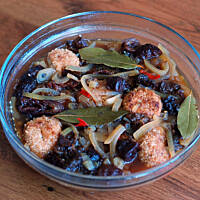 Kulki mięsne w pikantnej zalewie