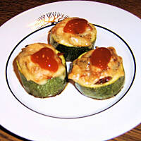 Nadziewane "miseczki" z cukinii wg M&Ł