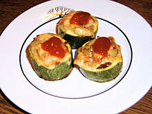 Fot. mariola2000, Nadziewane "miseczki" z cukinii wg M&Ł