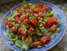 Fot. niebieska-różyczka, Sałatka z ogórkiem małosolnym