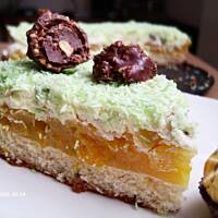 Tort "Brzoskwiniowe Ferrero"