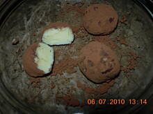 Fot. Satina, Białe trufle w kakaowym kożuszku