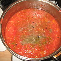 Sos pomidorowo - paprykowy do wekowania.