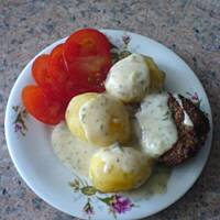 Kotlety z kurek z sosem śmietanowo-koperkowym