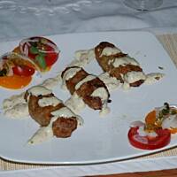 Paluszki cielęce w delikatnym sosie musztardowo miodowym