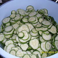 Ogórki w zalewie musztardowej