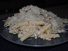 Fot. ankabu, Penne z łososiem i orzechami włoskimi