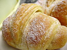 Fot. Krystyna911, Chrupiące rogaliki z nutellą, z ciasta drożdżowego na zsiadłym mleku