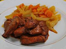 Fot. Anovi, Pierś kurczaka z jarzynami z patelni