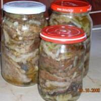 Kanie w kwaśnej zalewie