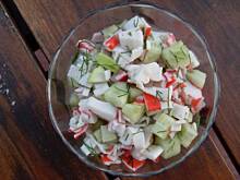 Fot. Klaudia.o, Sałatka konferencyjna z paluszkami krabowymi surimi