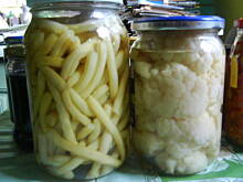 Fot. caroline1983, Kalafior/fasola szparagowa w słoikach
