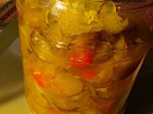 Fot. emocja, Sałatka ogórkowa z kurkumą