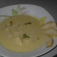 Zupa  selerowo-serowa z gruszką