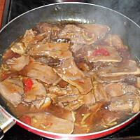 Vepřove jazyki se sojovou omáčkou od Mężatki