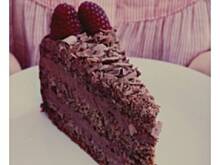 Fot. mru, Bezmączny tort orzechowo-czekoladowy