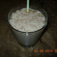 Drink Bourbon Milk Punch