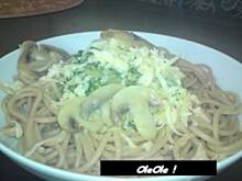 Fot. oleole, Makaron ze szpinakiem i pieczarkami