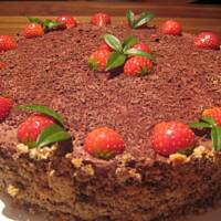 Tort czekoladowy z truskawkami! Pycha!