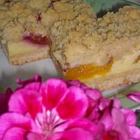 Placek owocowy z kruszonką