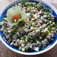 Sałatka pieczarkowa z fetą.