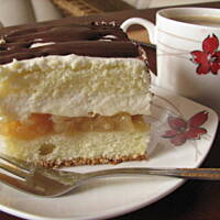 Biszkopt z gruszkami